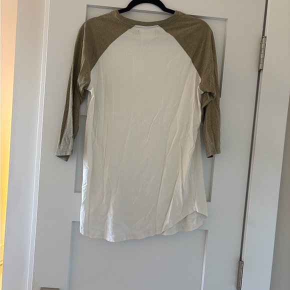 PacSun Raglan Top - Picture 2 of 3